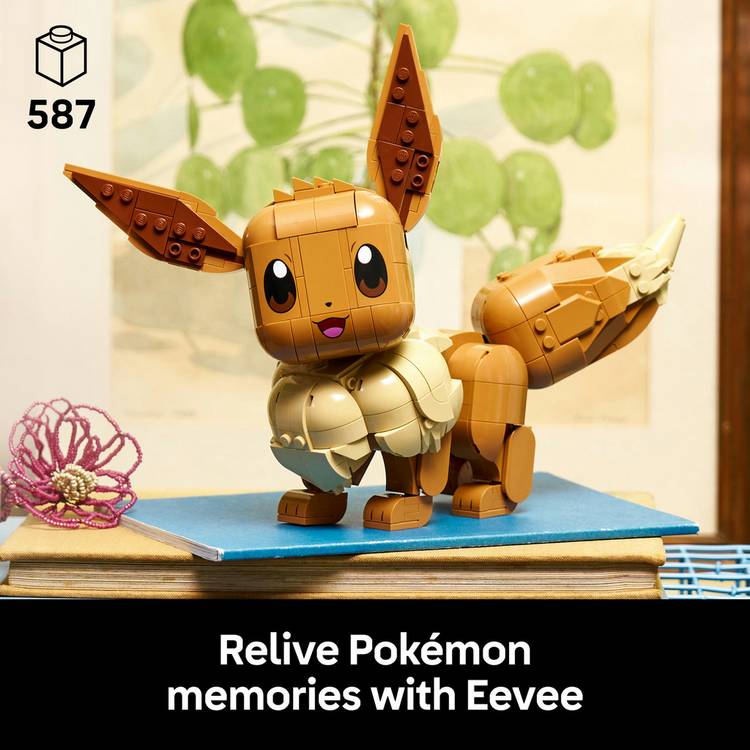 LEGO Pokémon Eevee building set 587 pieces - British product