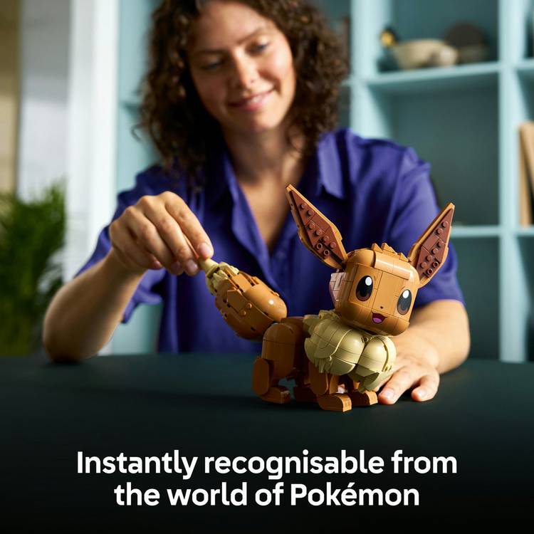 LEGO Pokémon Eevee building set 587 pieces - British product