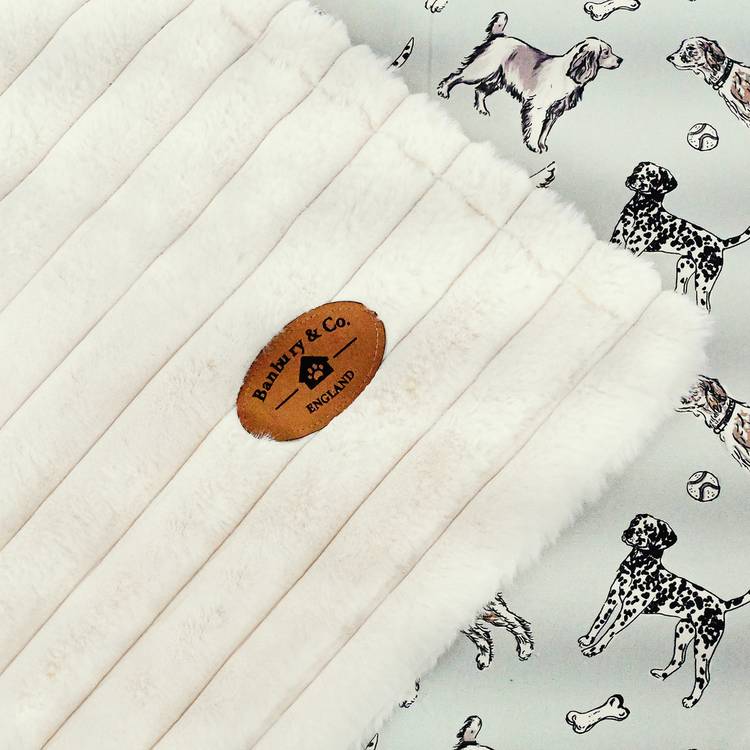 Banbury & Co dog blanket almond plush cord medium - British product