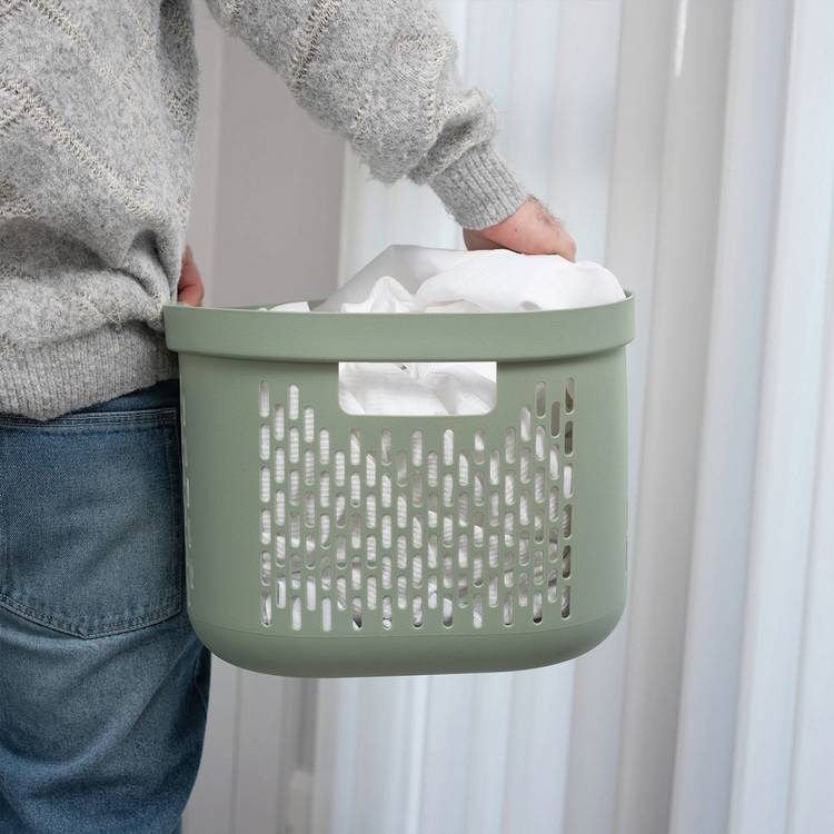 Addis laundry basket sage green 45L (British brand)