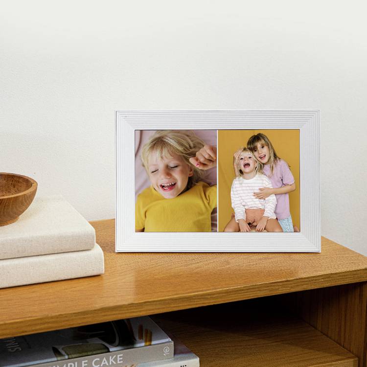 AURA Carver 10.1 inch digital photo frame Seasalt - British product