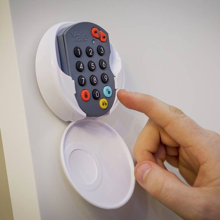 Yale wireless home alarm kit, UK version