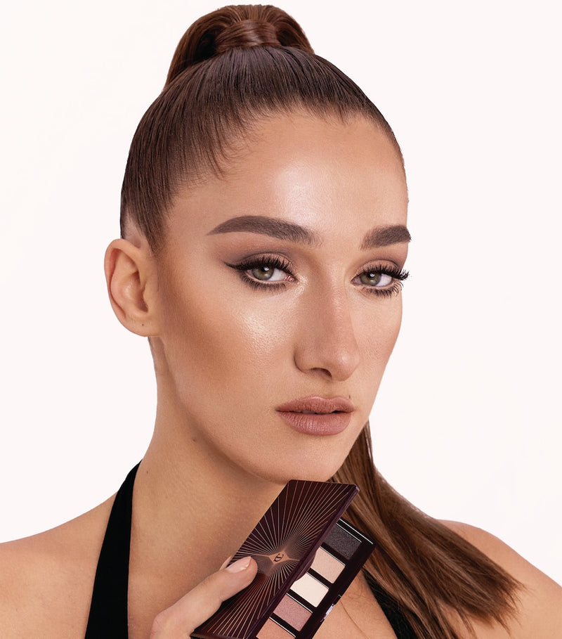 Charlotte Tilbury Super Nudes Easy Eye Palette with six matte shades - British product