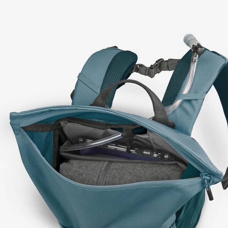 Decathlon daily backpack blue 16-20L, UK version