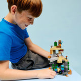 LEGO Minecraft Zombie Dungeon building toy 284 pieces (British brand)