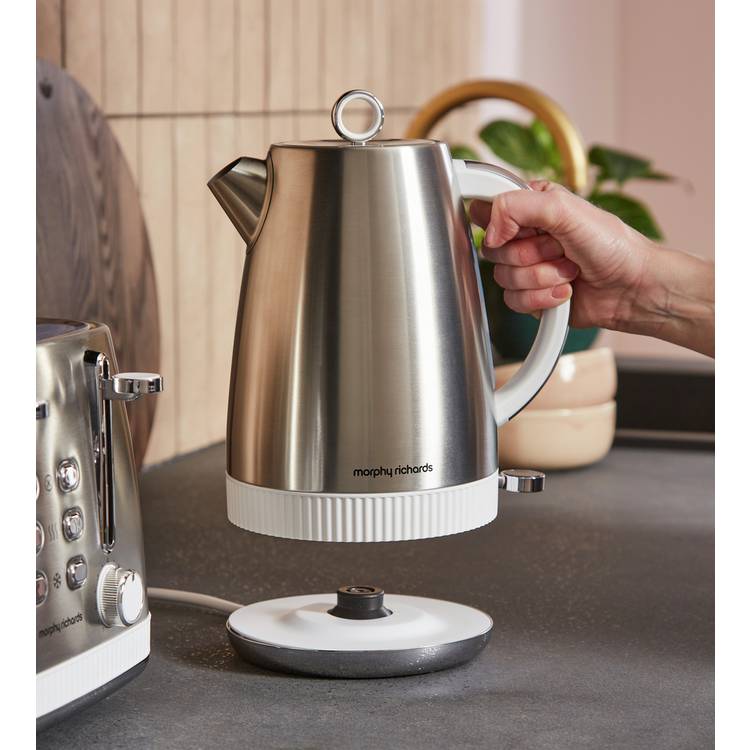 Morphy Richards Mexborough jug kettle 1.7L white (British brand)