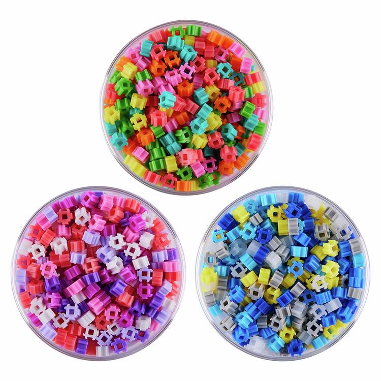 Simbrix Colour Me Tube pixel art craft kit with over 1250 brix, imported from the UK