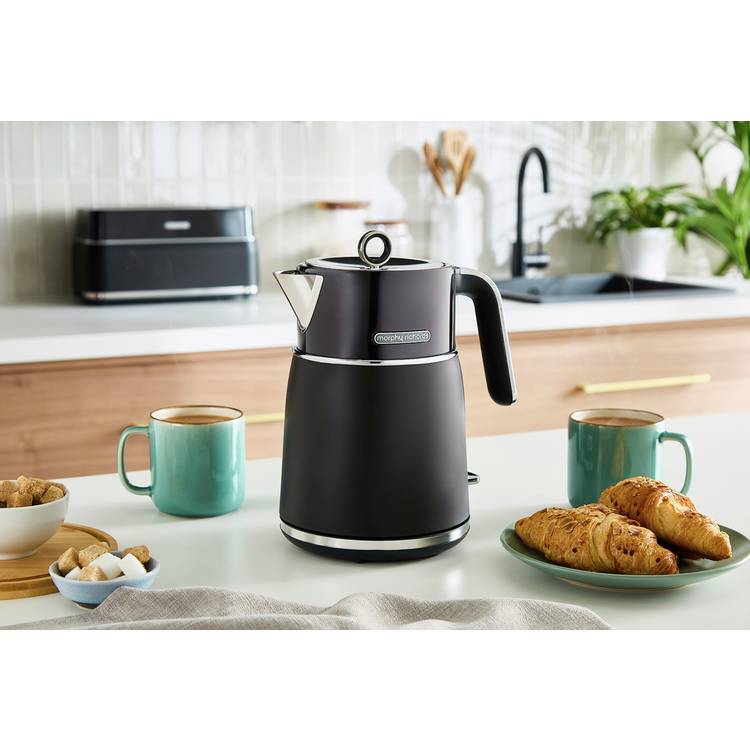 Morphy Richards Signature kettle black 1.5L, UK version