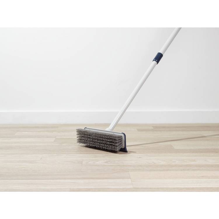 Beldray floor scrubber brush and dustpan set, UK version