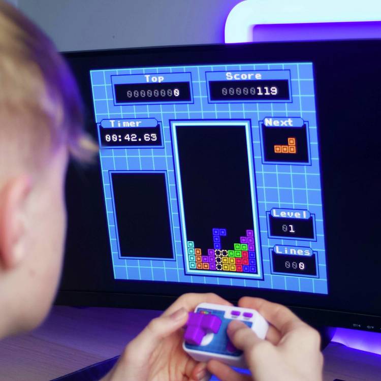 Fizz Creations Tetris plug and play HDMI dongle wireless controller, UK version