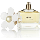 Marc Jacobs Daisy Eau de Toilette 50ml, imported from the UK