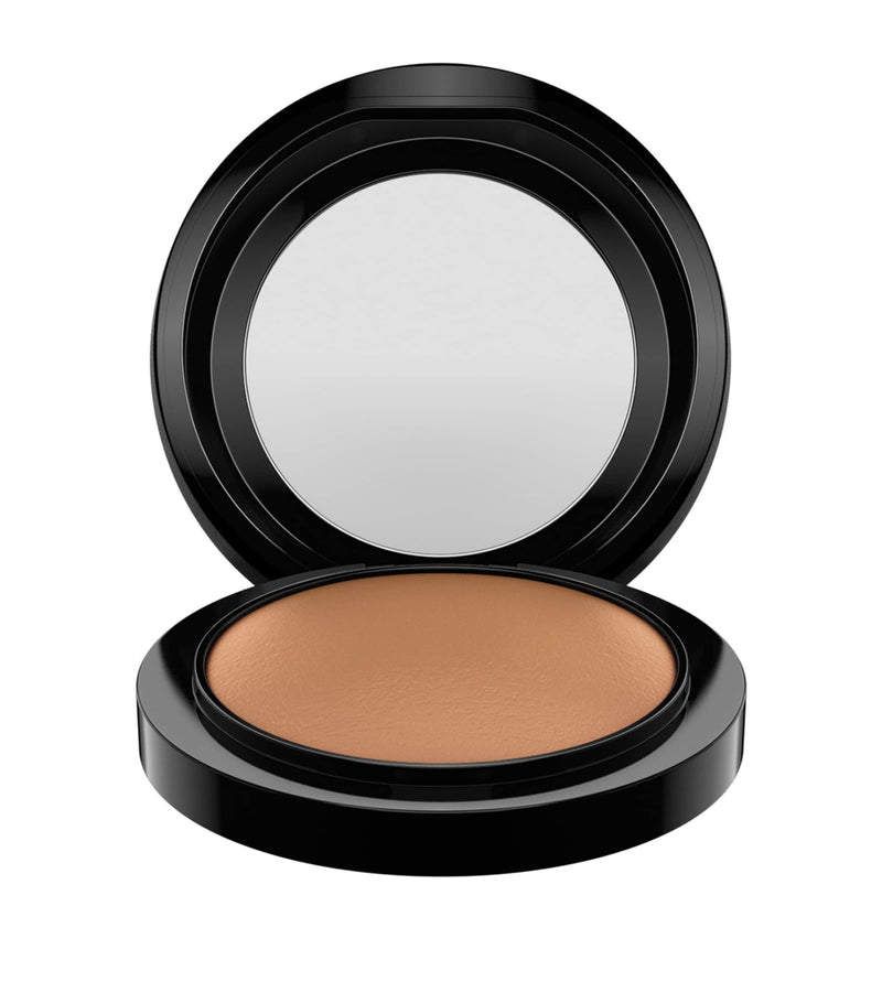 MAC Mineralize Skinfinish Natural compact powder, imported from the UK