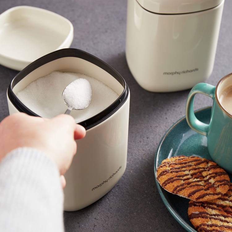 Morphy Richards canister set cream - British product
