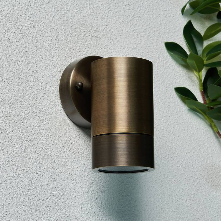 Zink bronze outdoor wall light IP54, imported from the UK