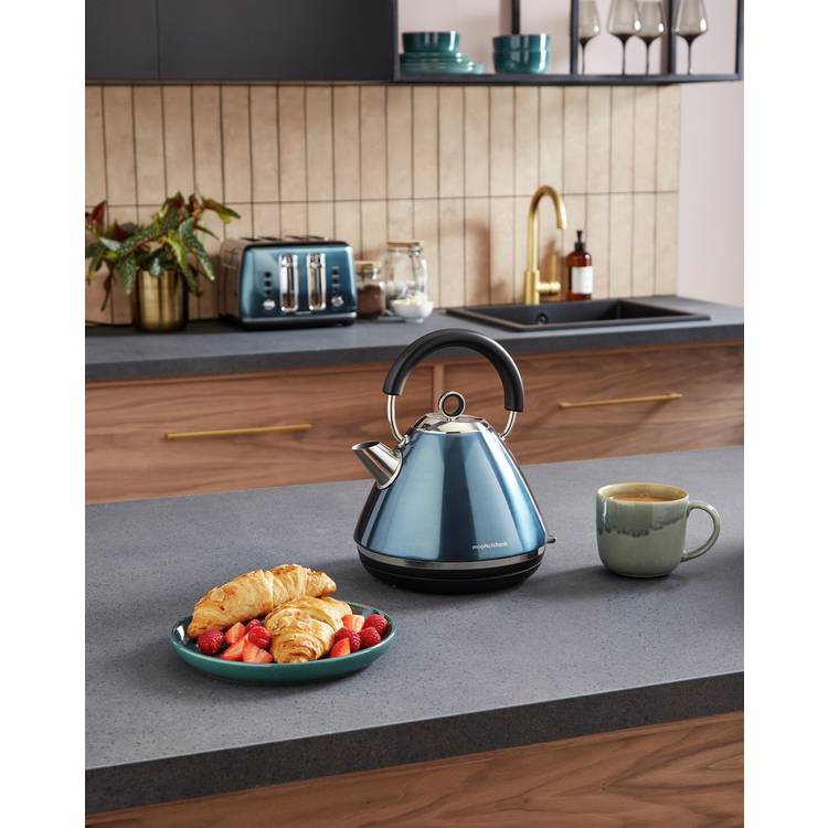 Morphy Richards Accents Pyramid kettle 1.5L, imported from the UK