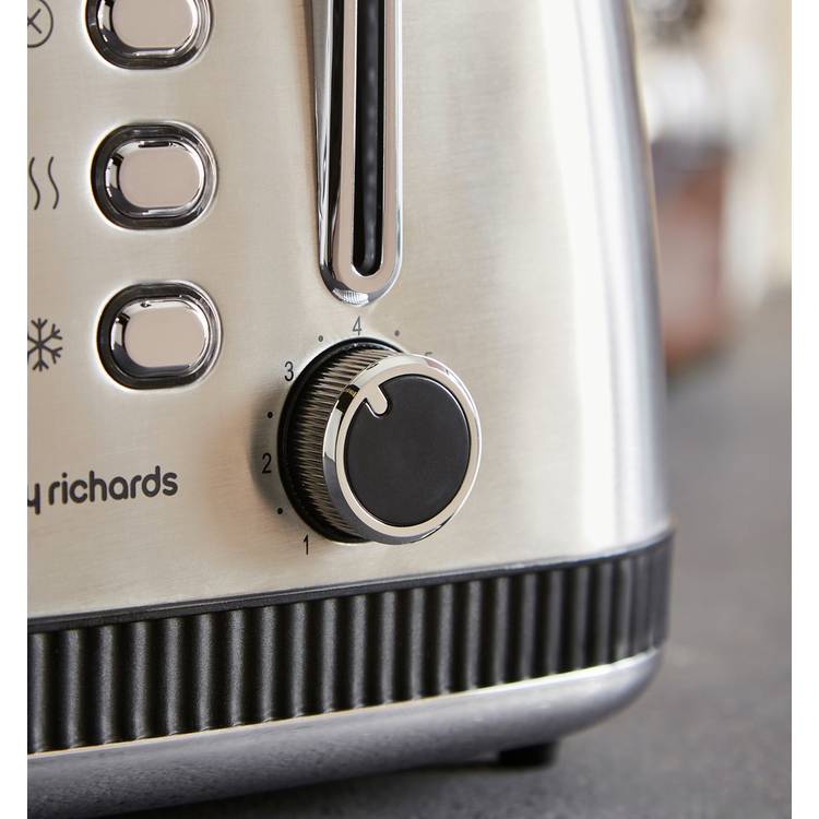 Morphy Richards Mexborough 4 slice toaster in black, imported from the UK