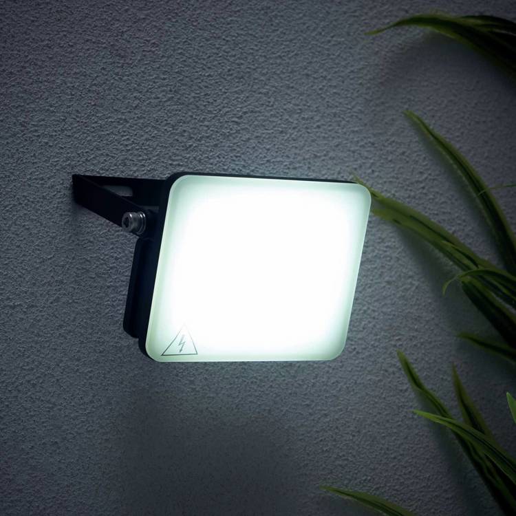 Stanley Frosted 10W LED floodlight for outdoor use, UK version