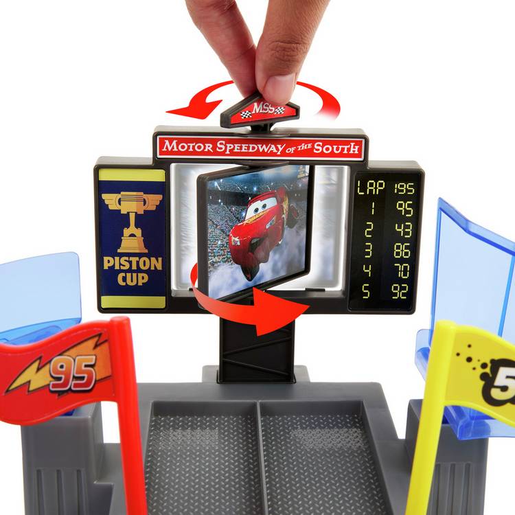 Disney and Pixar Cars Piston Cup speedway playset with Lightning McQueen, UK version