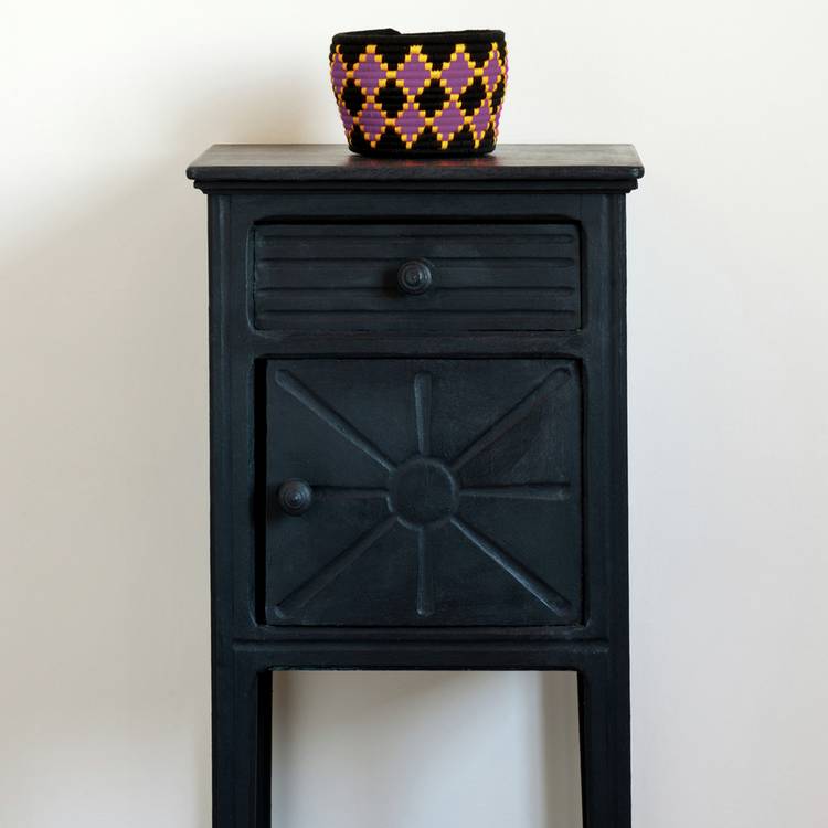 Annie Sloan chalk paint Athenian Black 1L, imported from the UK