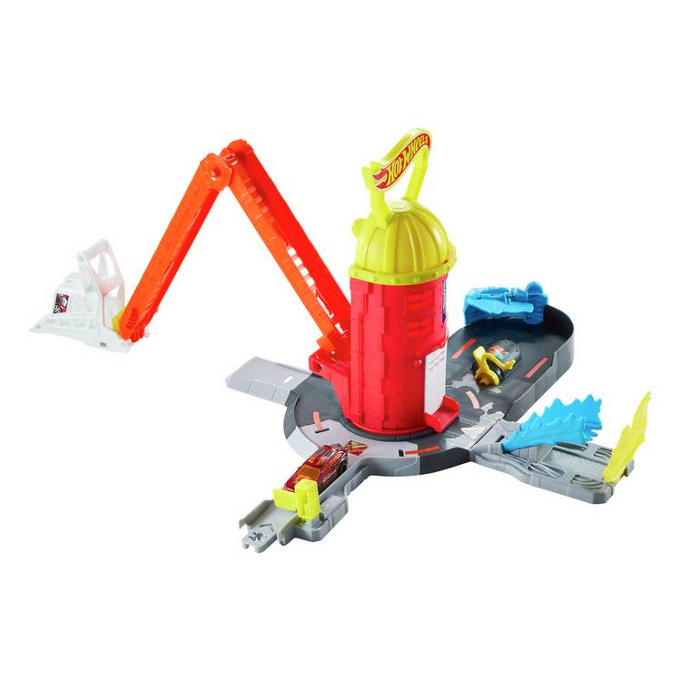 Hot Wheels City Super Fire Station playset with fire truck (British brand)