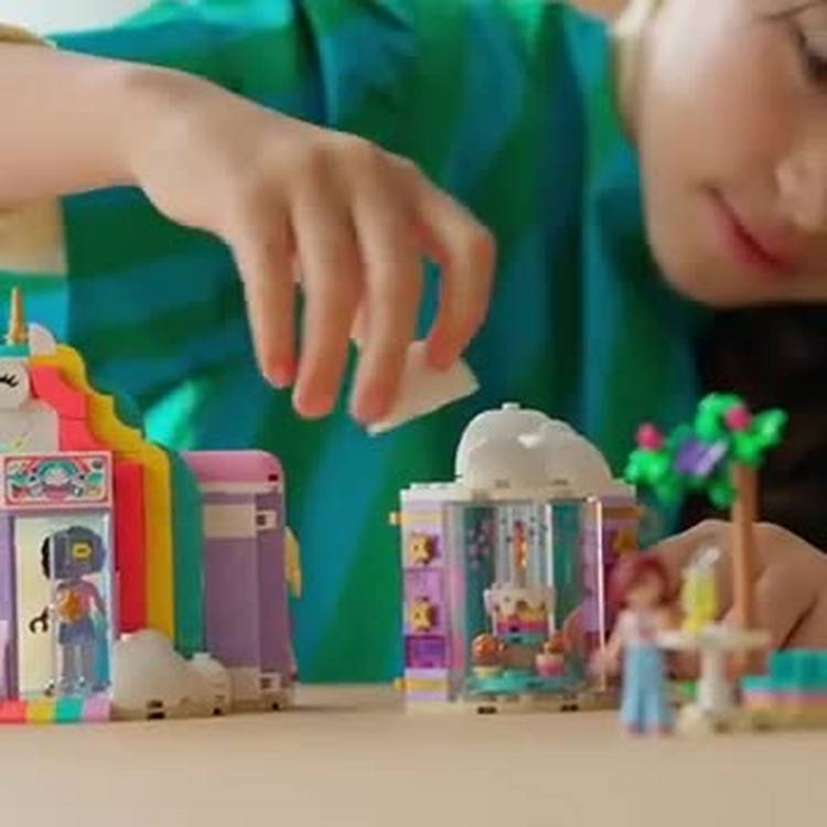 LEGO Friends Unicorn Dream Café building set 475 pieces (British brand)