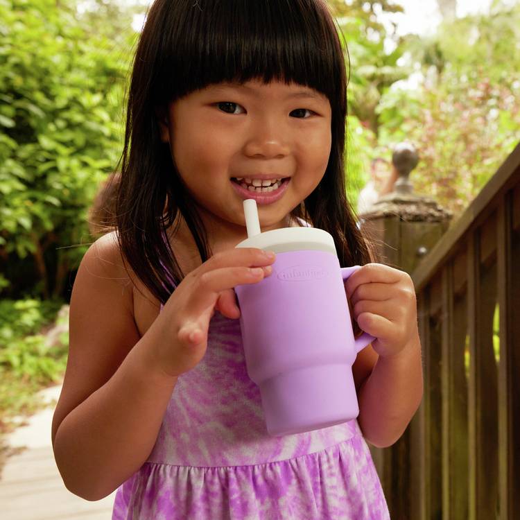 Infantino tumbler Lilac, imported from the UK