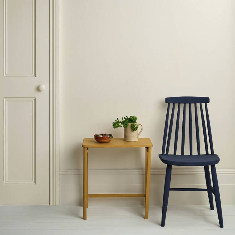 Annie Sloan furniture satin paint Old White 750ml, UK version