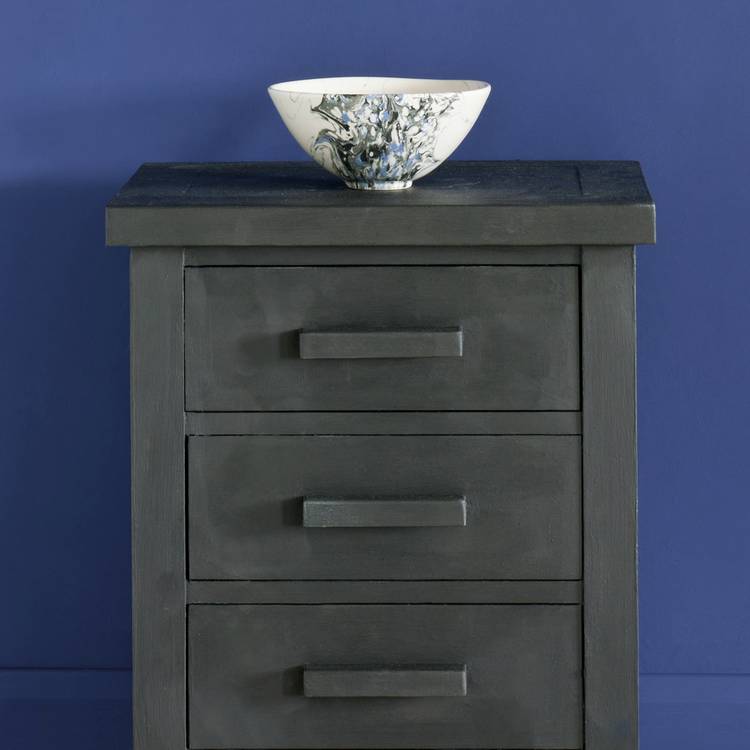 Annie Sloan chalk paint Graphite 1L (British brand)