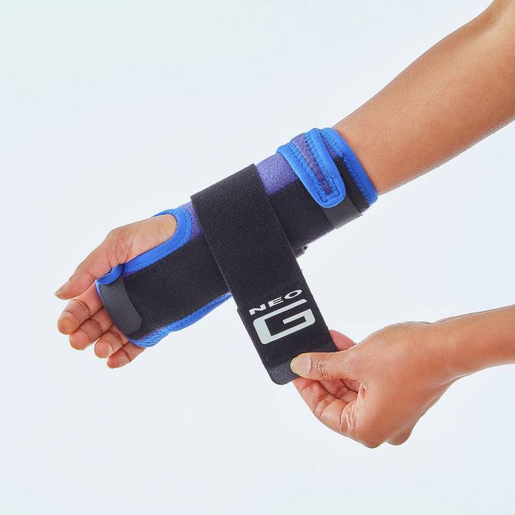 Neo G wrist brace universal size, imported from the UK