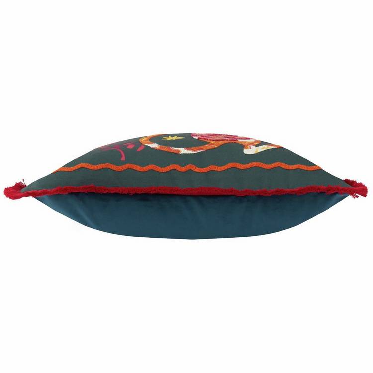 Furn tufted tiger cushion green 45x45cm - British product