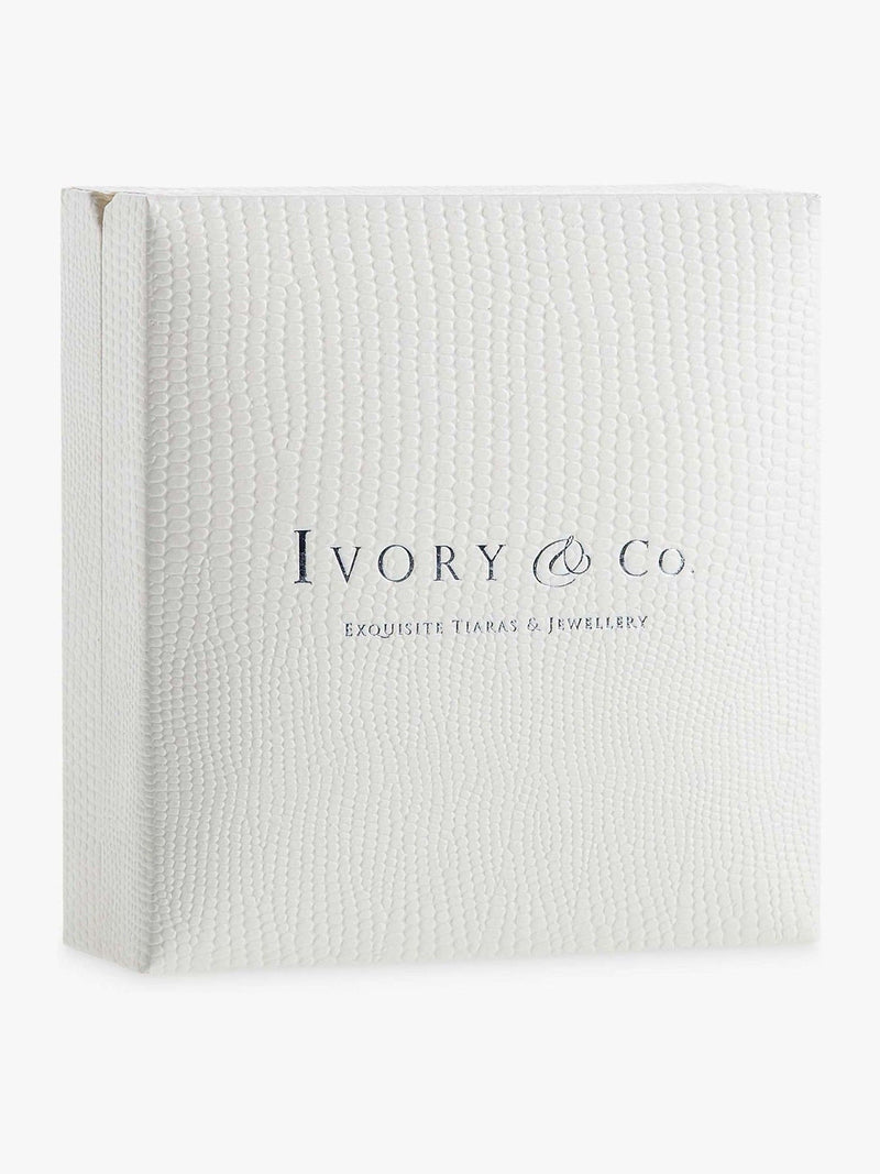 Ivory & Co gold carlisle pearl dainty toggle bracelet one size, UK version