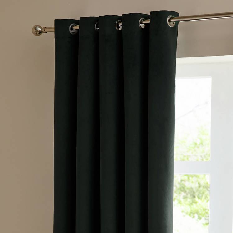 Furn blackout curtains velvet black 117x137cm (British brand)