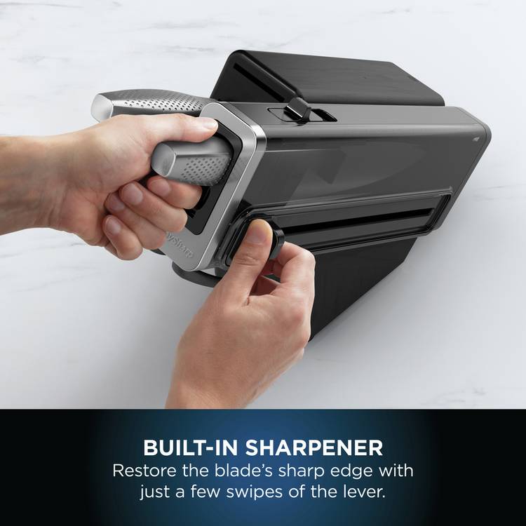 Ninja StaySharp 6 piece knife set with wood block and sharpener (British brand)