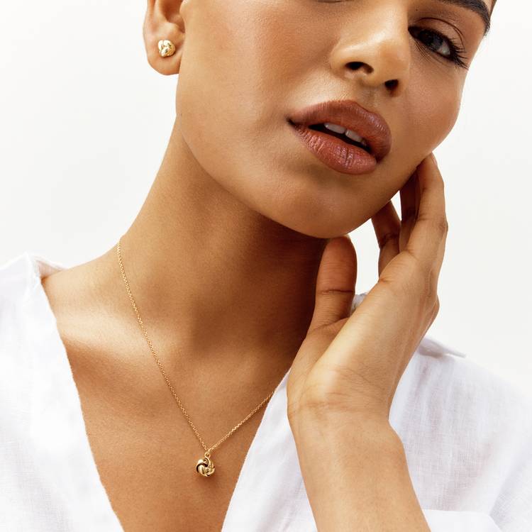 Revere gold plated silver knot pendant necklace (British brand)