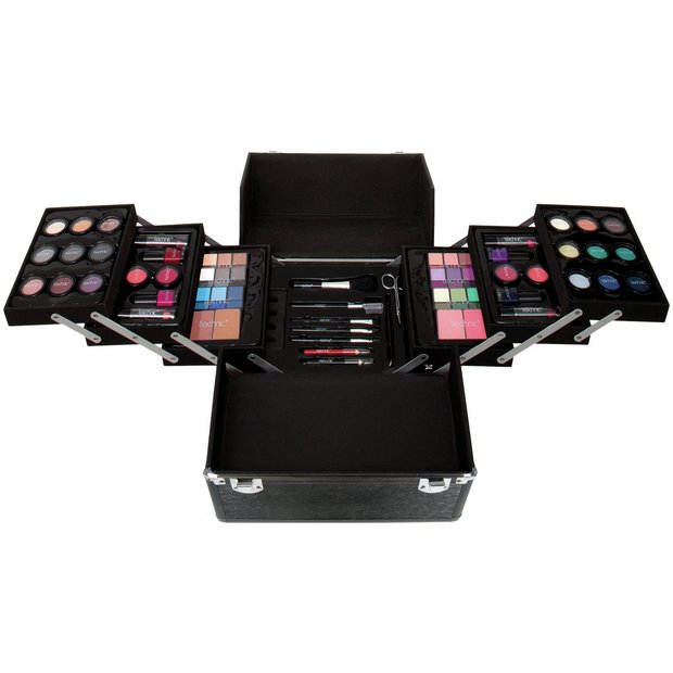 Technic professional beauty case makeup kit - British product