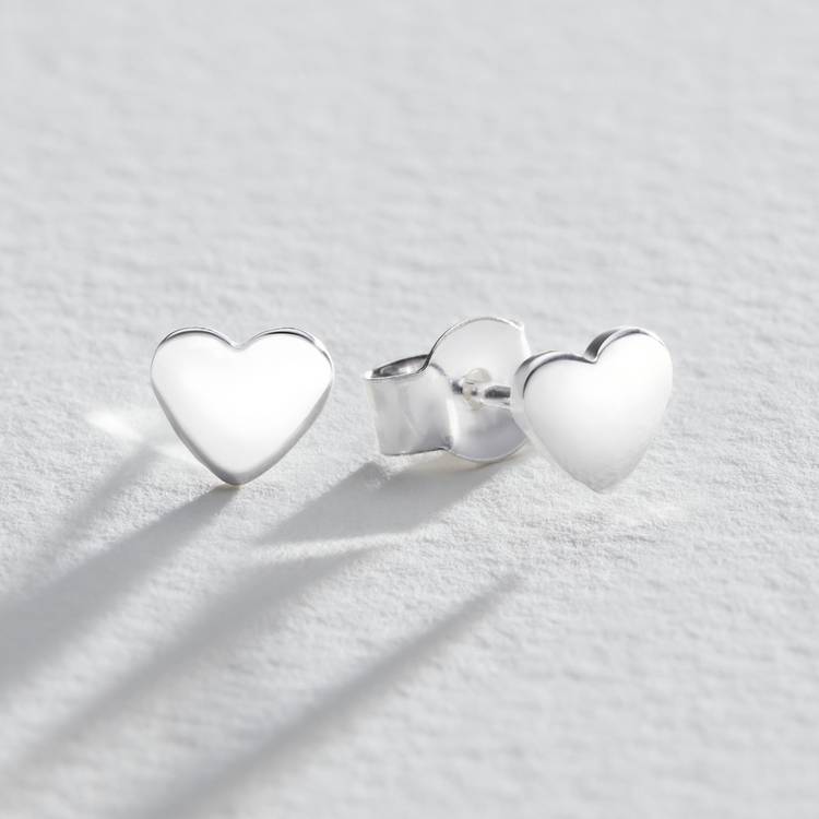 Revere sterling silver heart stud earrings 7mm - British product