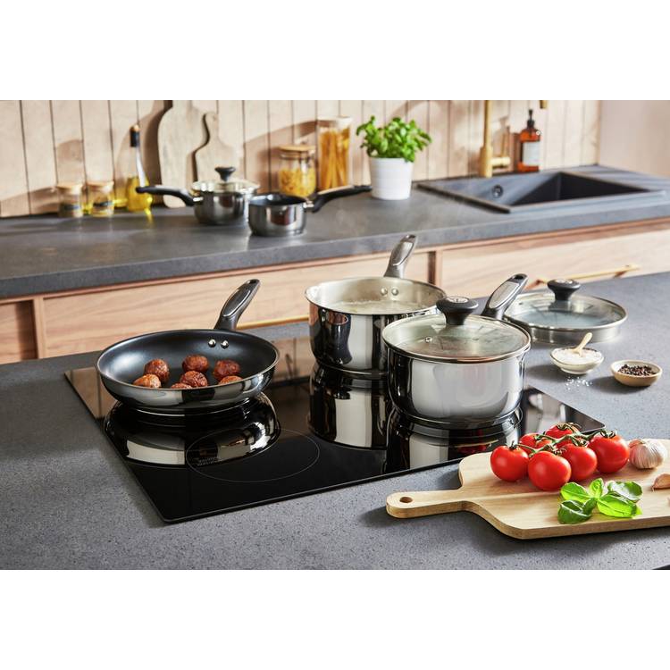 Morphy Richards 5 piece stainless steel pan set - British product