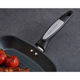 Morphy Richards square grill pan black 26cm, imported from the UK