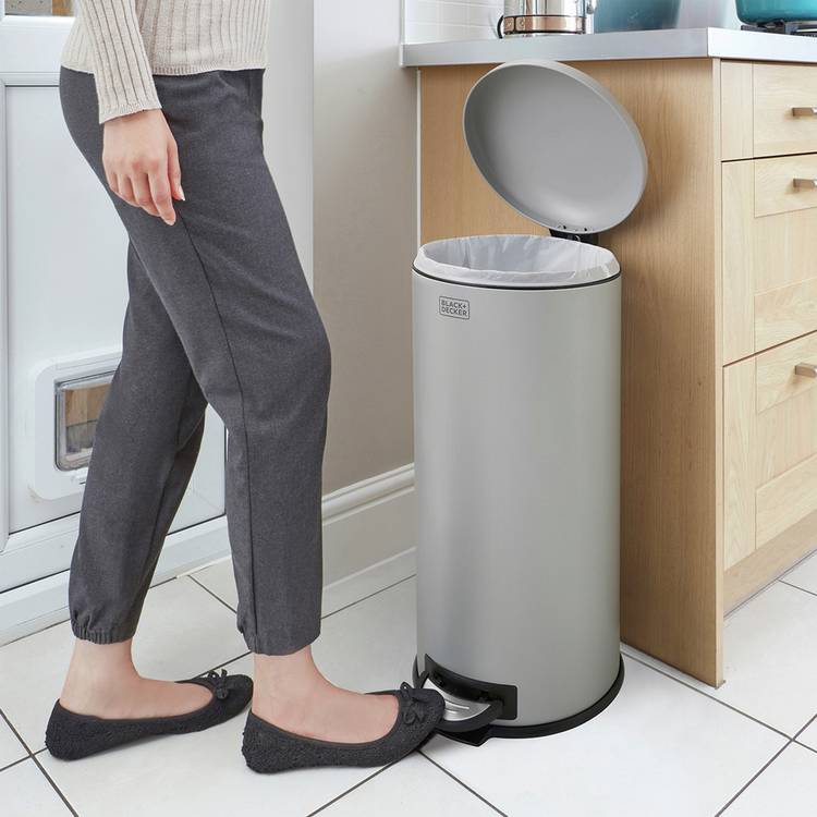 Black+Decker pedal bin grey 30 litre - British product