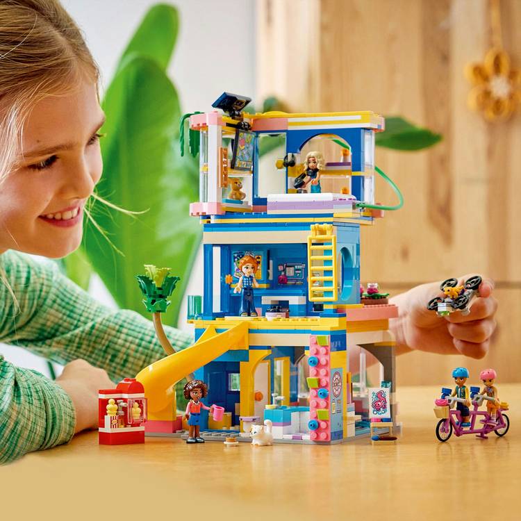 LEGO Friends Club House building set 794 pieces - British product