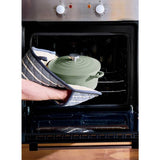 Morphy Richards green casserole dish 4.1 litre - British product