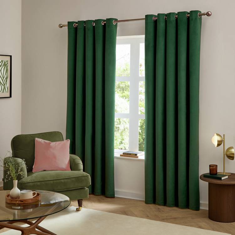 Furn velvet blackout curtains emerald green 117x137cm - British product