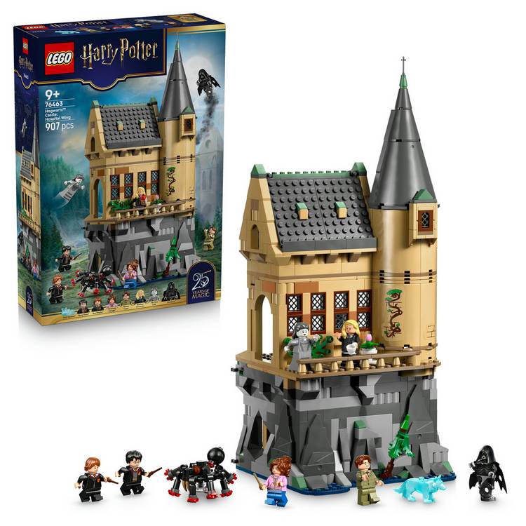 LEGO Hogwarts Castle Hospital Wing building set 907 pieces, imported from the UK