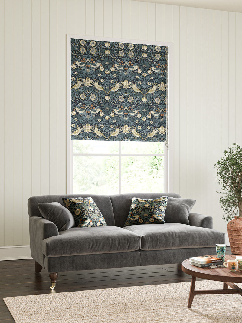 William Morris Strawberry Thief roller blind - British product