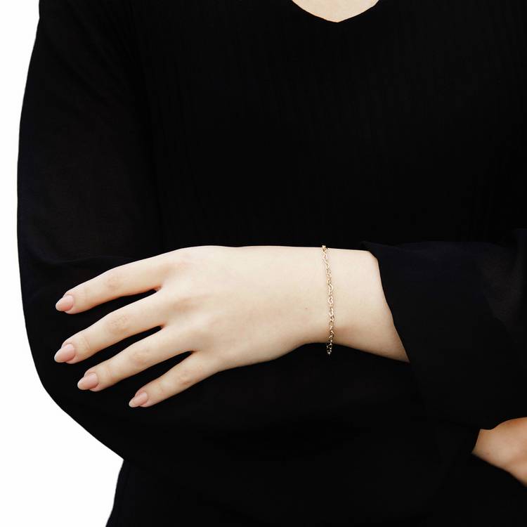 Revere 9ct yellow gold open heart bracelet 18cm (British brand)