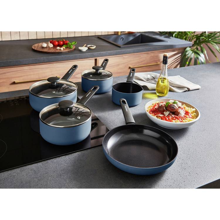 Morphy Richards 5 piece aluminium saucepan set blue, UK version