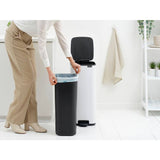 Brabantia Bo white pedal bin 30 litre, UK version