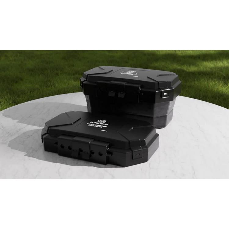 Masterplug weatherproof box with 4 sockets and 8m extension lead, UK version