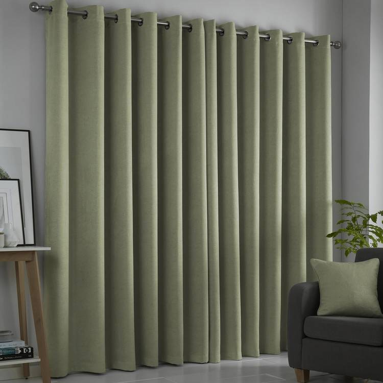 Fusion Strata dim-out curtains in green 117x137cm (British brand)