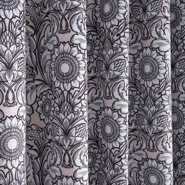 Laurence Llewelyn-Bowen Romilly eyelet curtains natural 117x137cm, imported from the UK